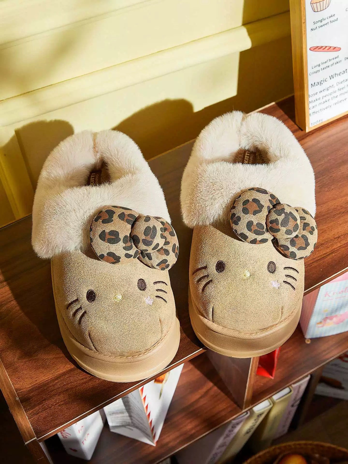 🔥LAST DAY 70% OFF🎀Fuzzy Hello KT Slippers